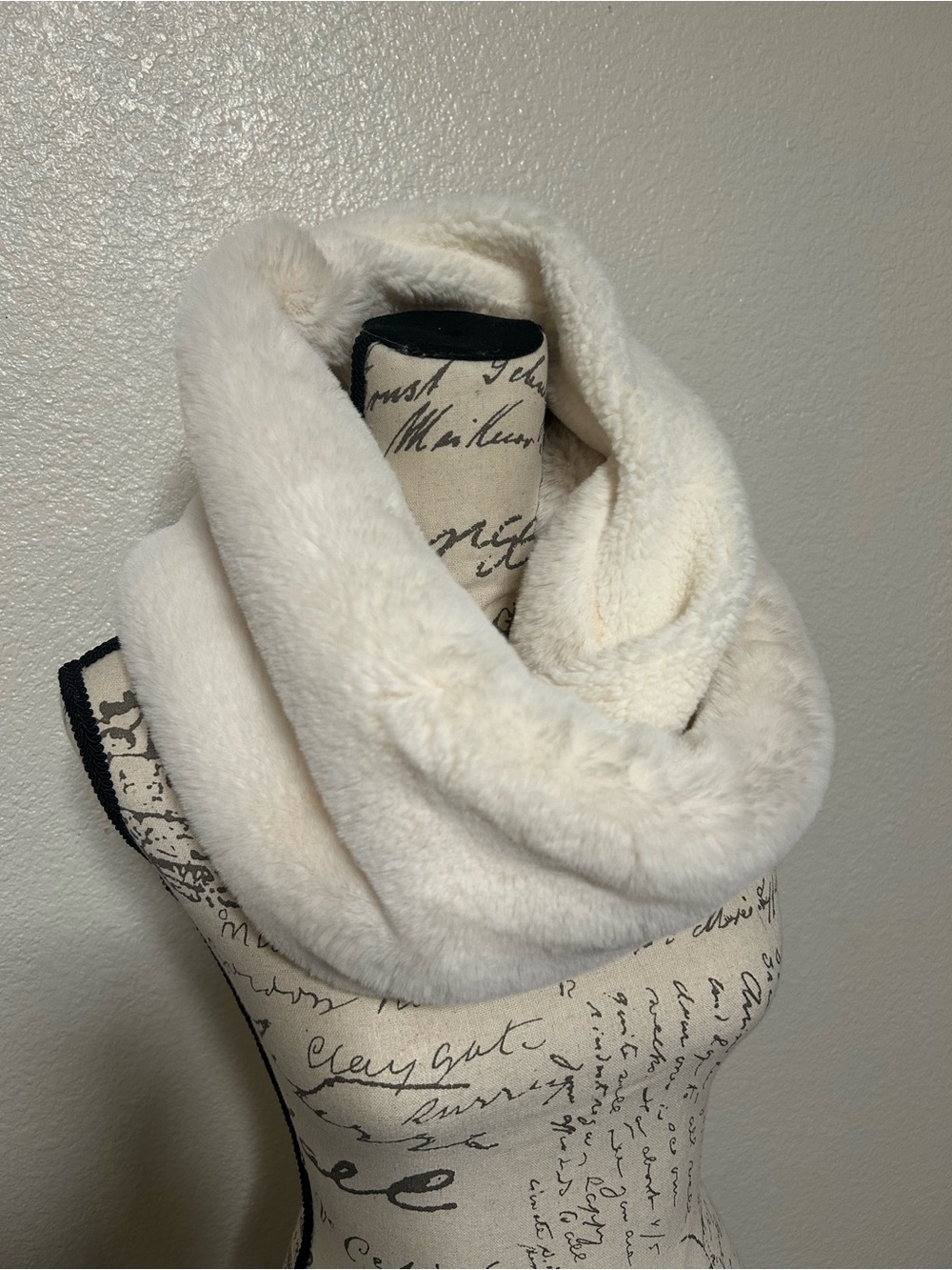 2 scarf BUNDLE ! LC - Lauren Conrad